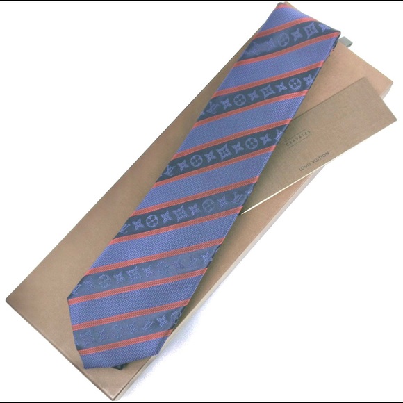 🎁LV HOLIDAY 25’🎁🆕💯✨🔥RARE LOUIS VUITTON NAVY RED LARGE MONOGRAM STRIPE TIE🔥 - Picture 11 of 15